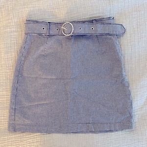 H&M houndstooth high waisted mini skirt